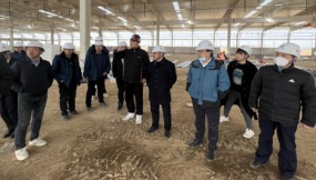  刘军勋实地考察兰州中川国际机场三期扩建工程货运区