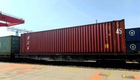  甘肃国际物流集团打响春节国际班列“双响炮”