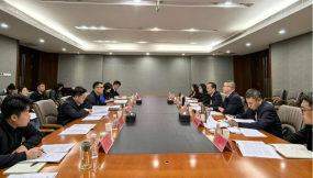  杨芊滨在兰州新区路港公司、供应链公司督导调研